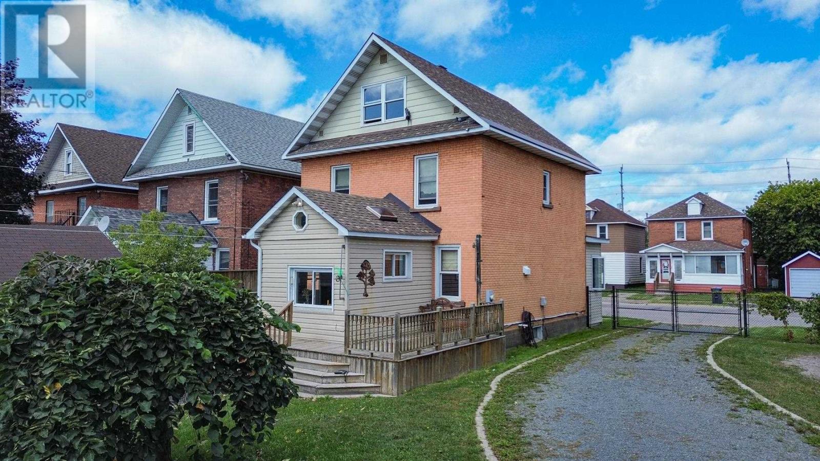 122 Alexandra ST, Sault Ste. Marie