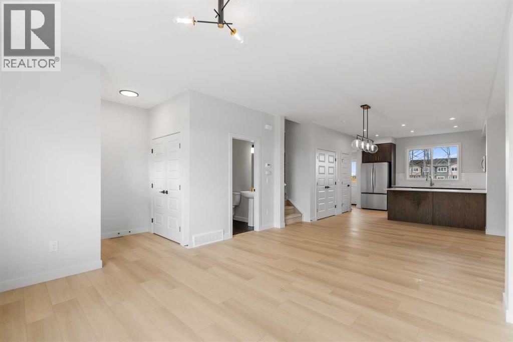 158 Waterford Road, Chestermere — photo 4