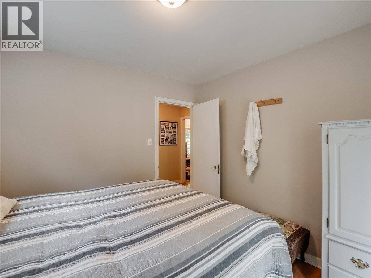 908 Fifth Street, Nelson