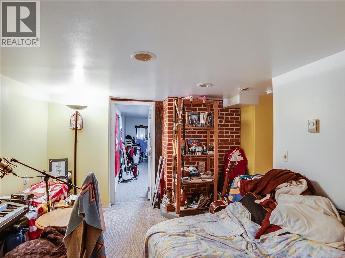 908 Fifth Street, Nelson