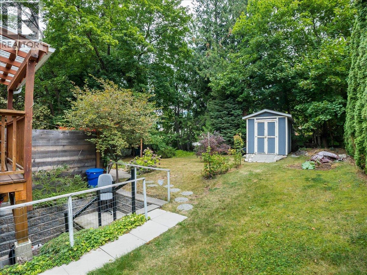 908 Fifth Street, Nelson
