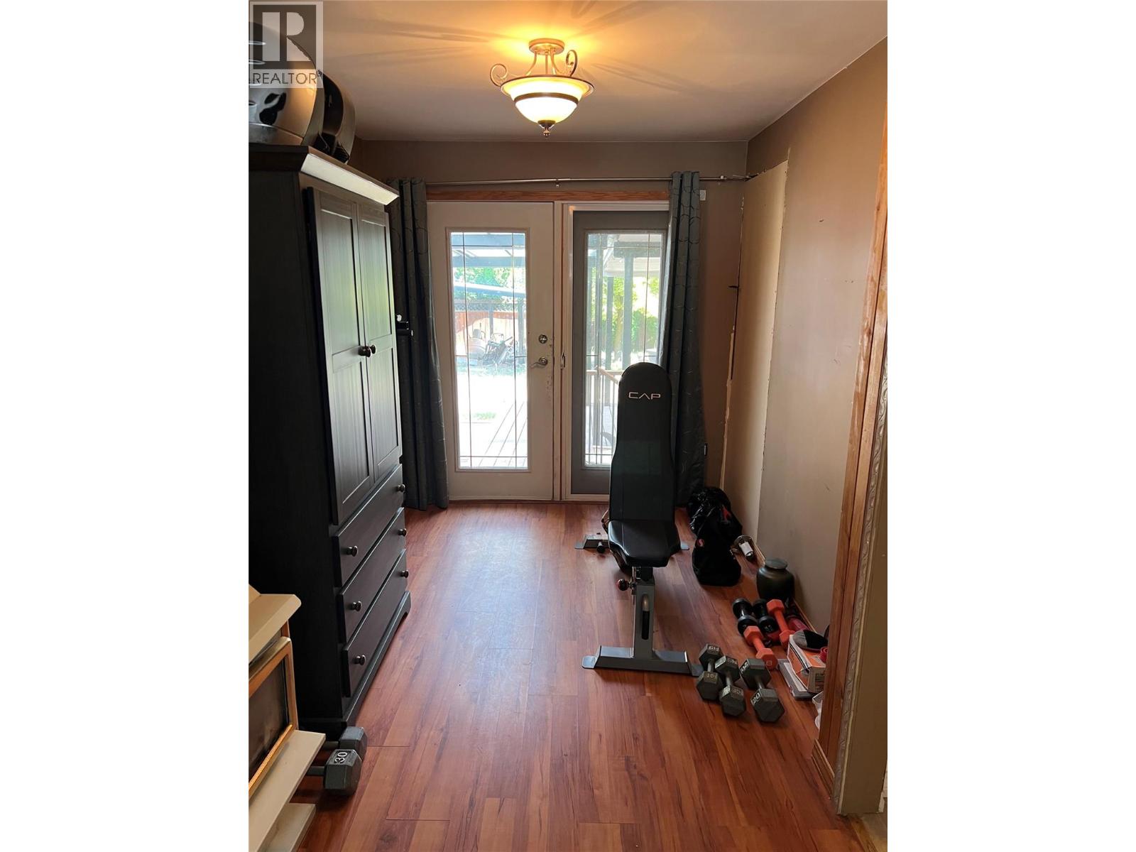 1116 Marianna Crescent, Trail