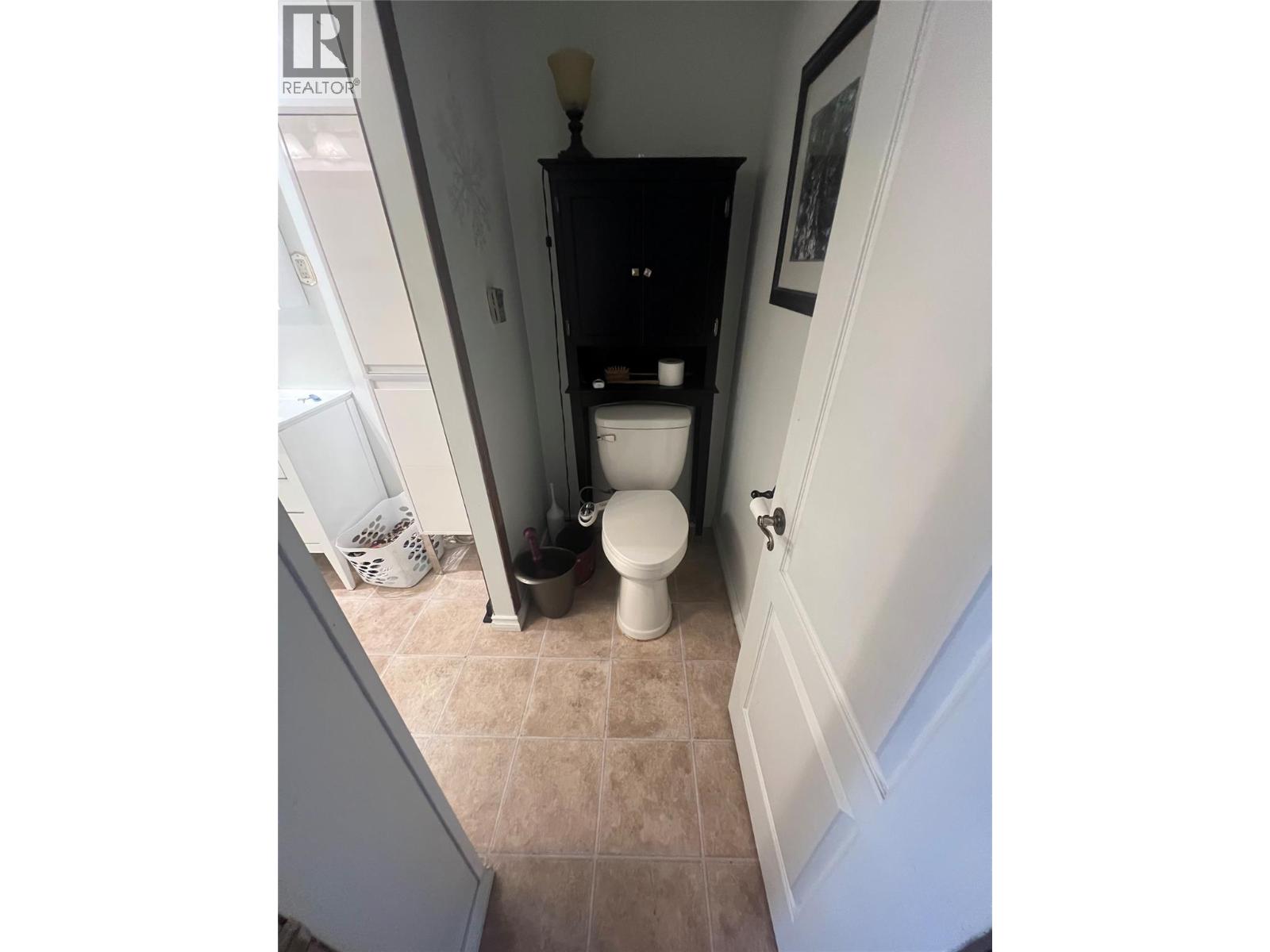 1116 Marianna Crescent, Trail