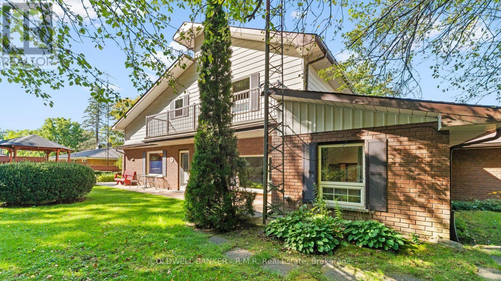 3621 KENNEDY ROAD - 38