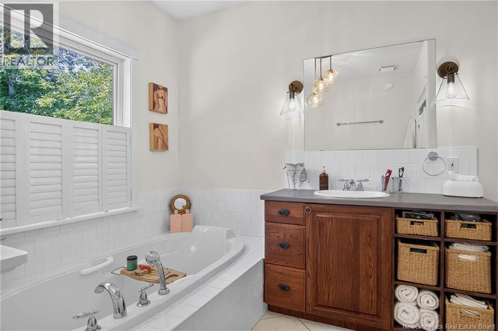 200 Inglewood Drive - Image 22