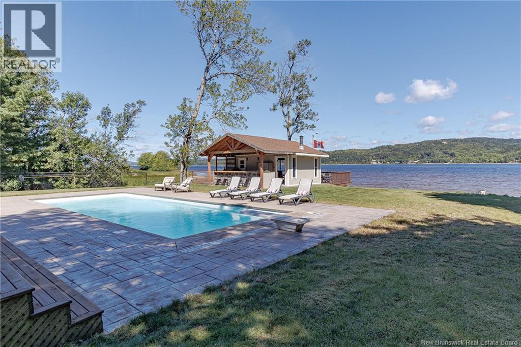 200 Inglewood Drive - Image 35