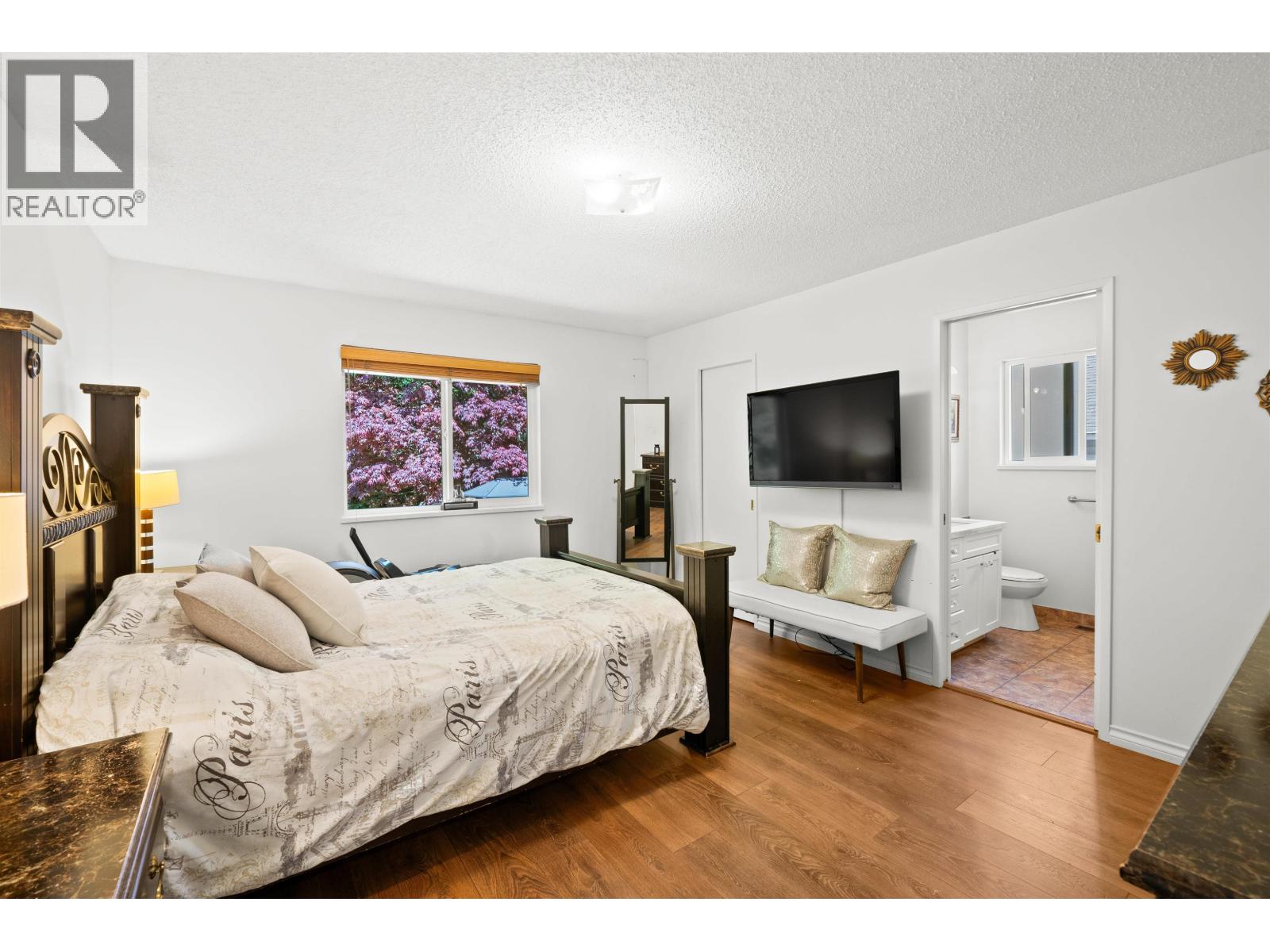3336 MANNING CRESCENT, North Vancouver