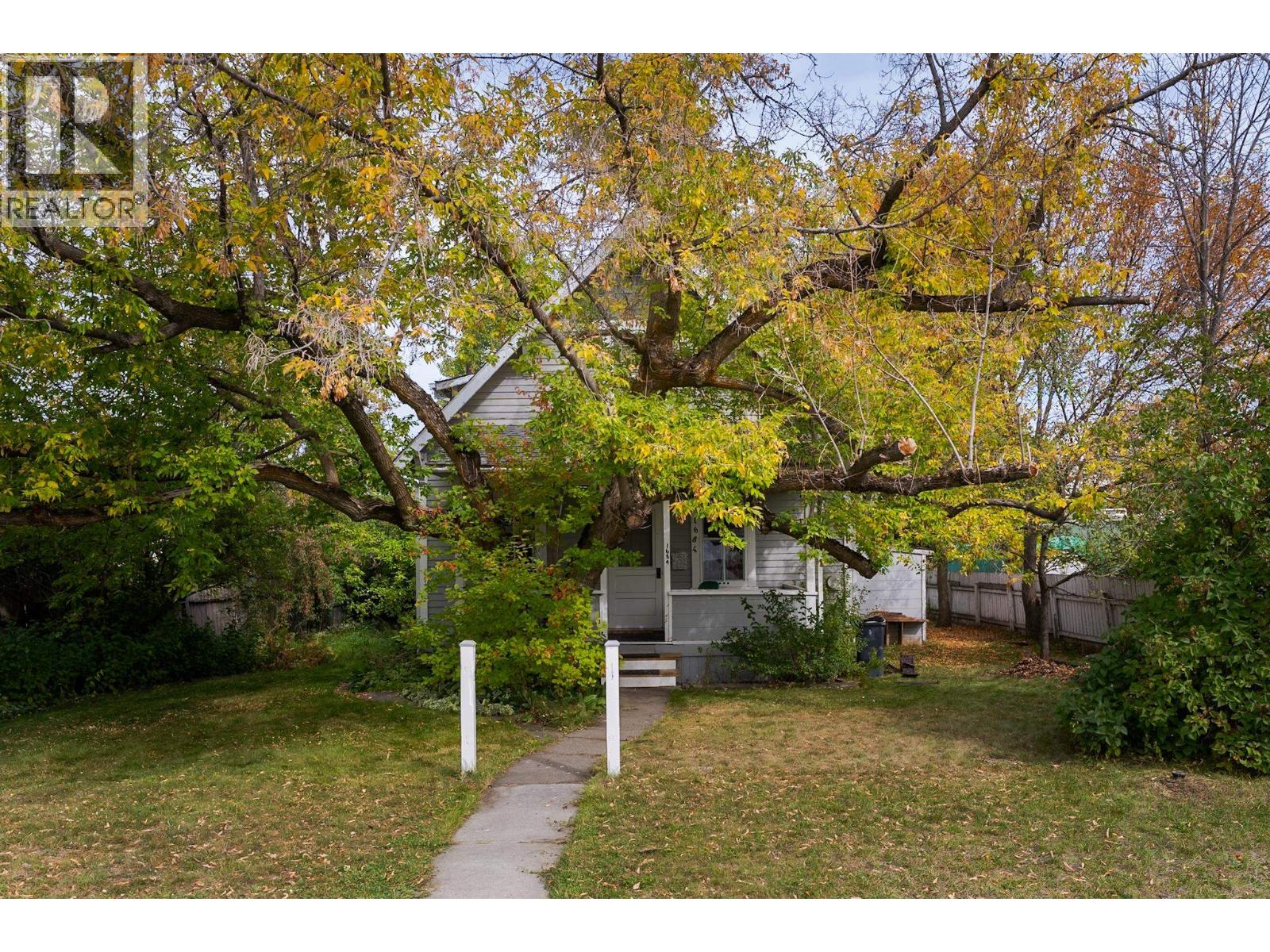1684 5TH AVENUE, Prince George — photo 1