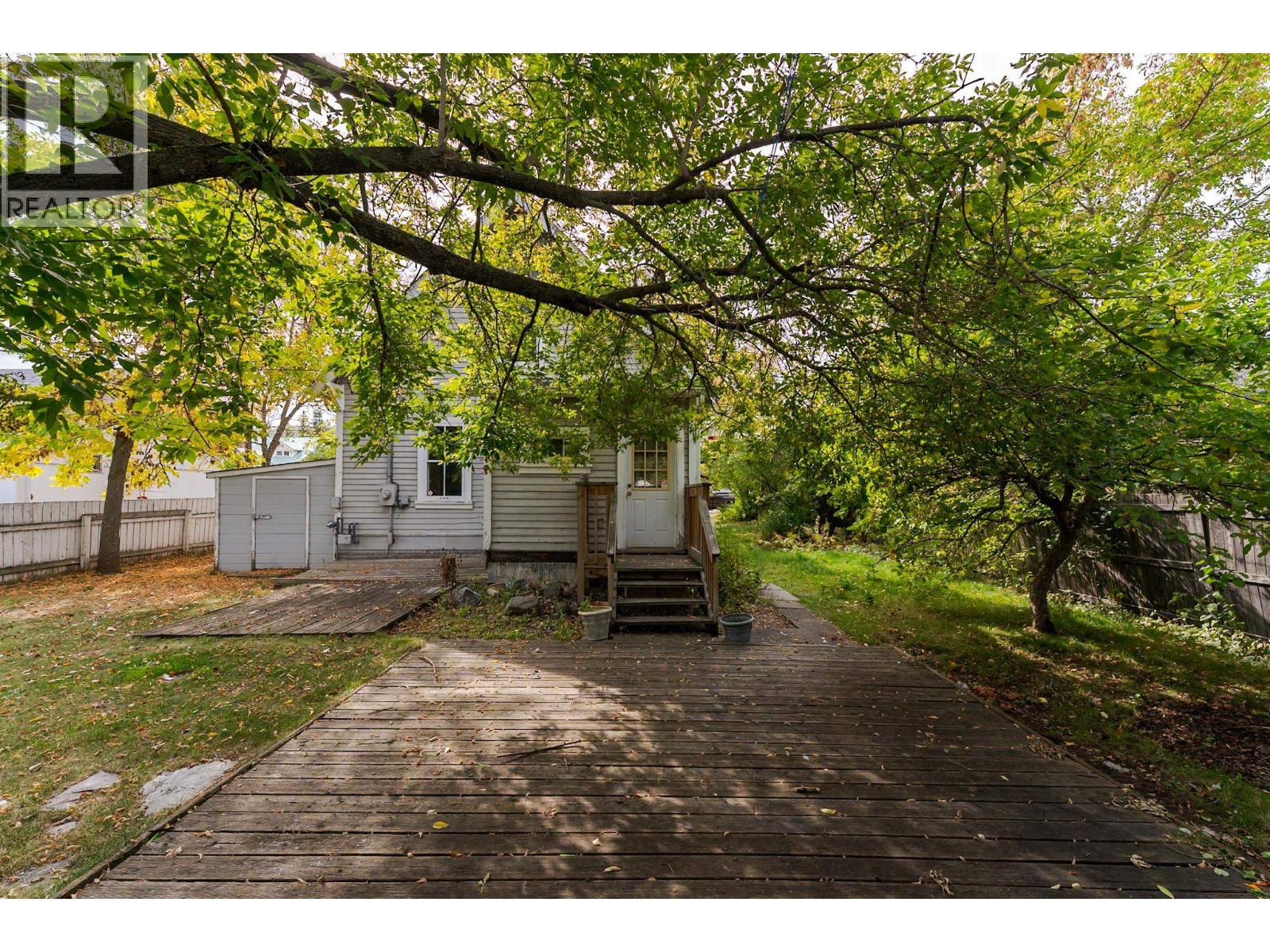 1684 5TH AVENUE, Prince George