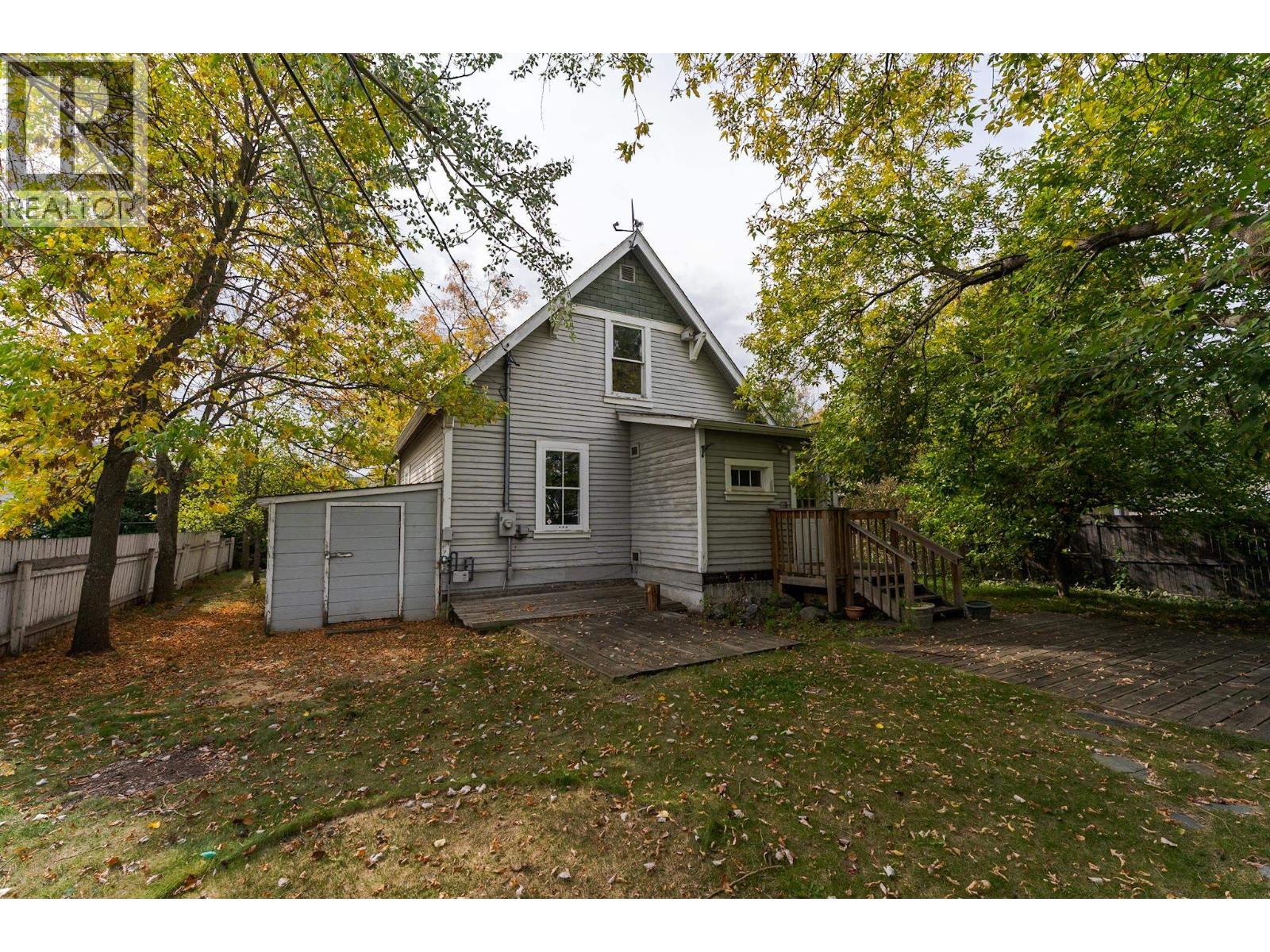 1684 5TH AVENUE - 32