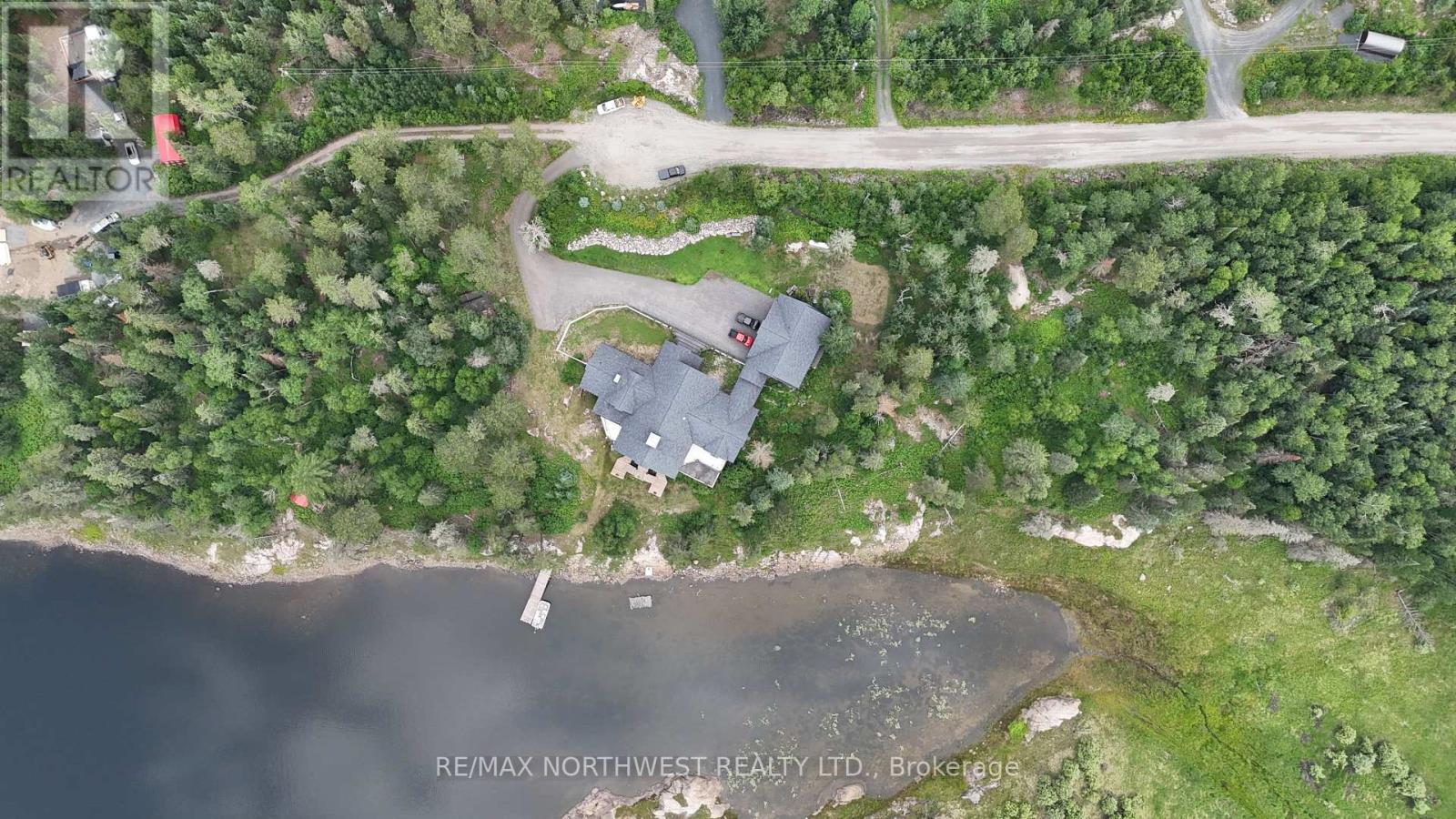 76 MIDDLE LAKE/WINNIPEG RIVER, Kenora (Keewatin) — photo 2