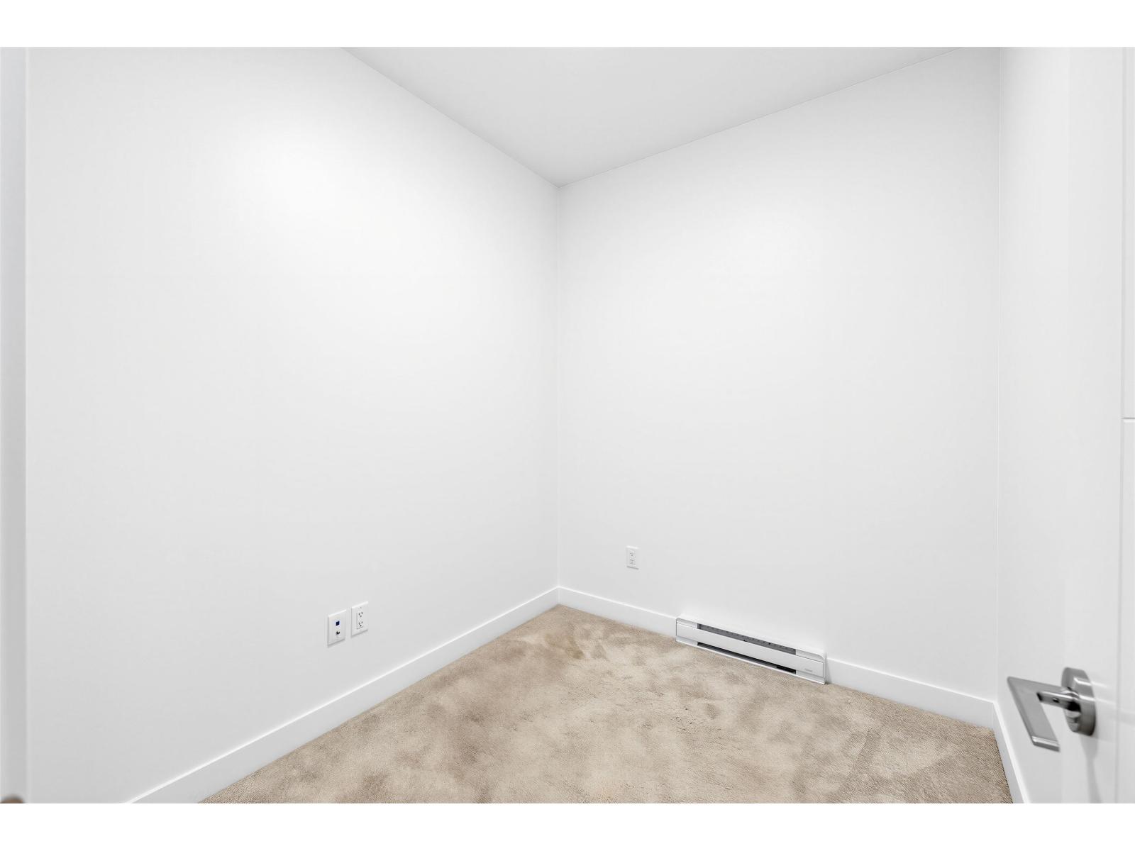 209 20686 EASTLEIGH CRESCENT, Langley