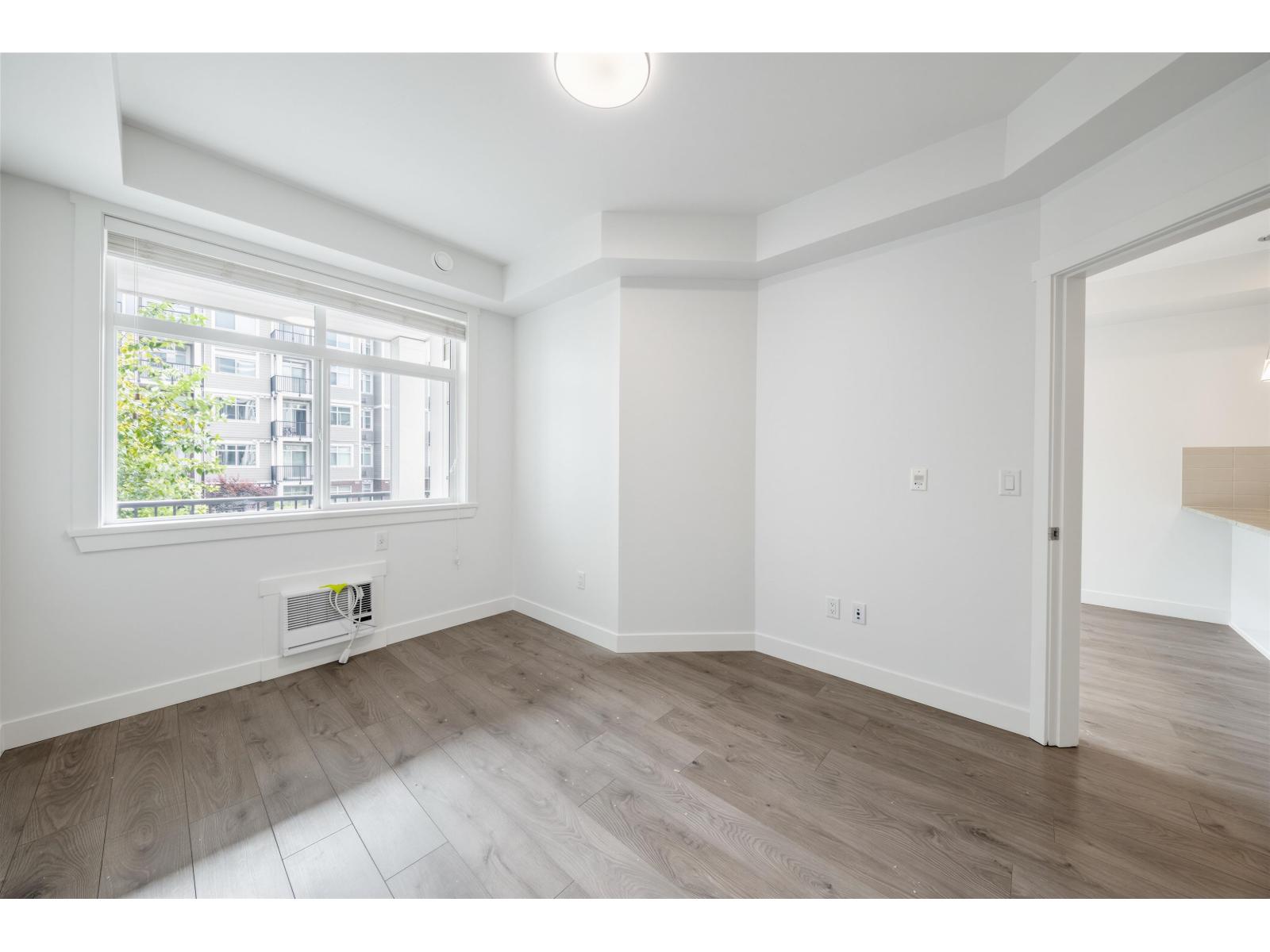 209 20686 EASTLEIGH CRESCENT, Langley