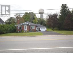 33 Pembroke Street, Whitewater Region, ON K0J1K0 Photo 18