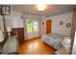 Cold room - 33 Pembroke Street, Whitewater Region, ON K0J1K0 Photo 8