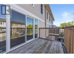 D - 284 Dalehurst Drive, Ottawa, ON K2G4J5 Photo 17