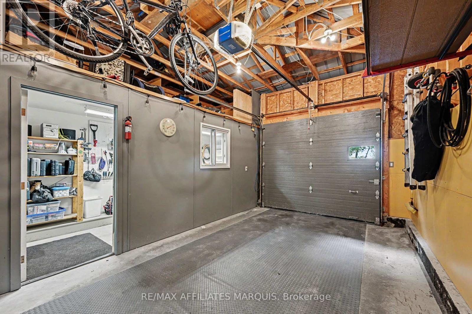 332 GEMMELL ROAD - 37