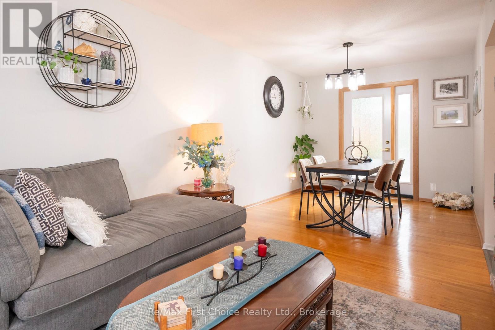 159 HOGARTH STREET - 12
