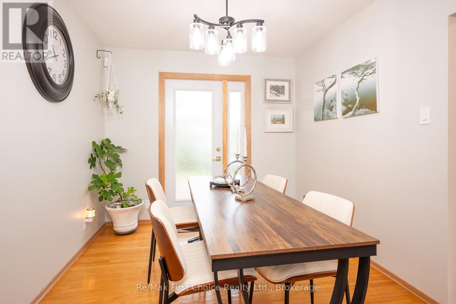 159 HOGARTH STREET - 14