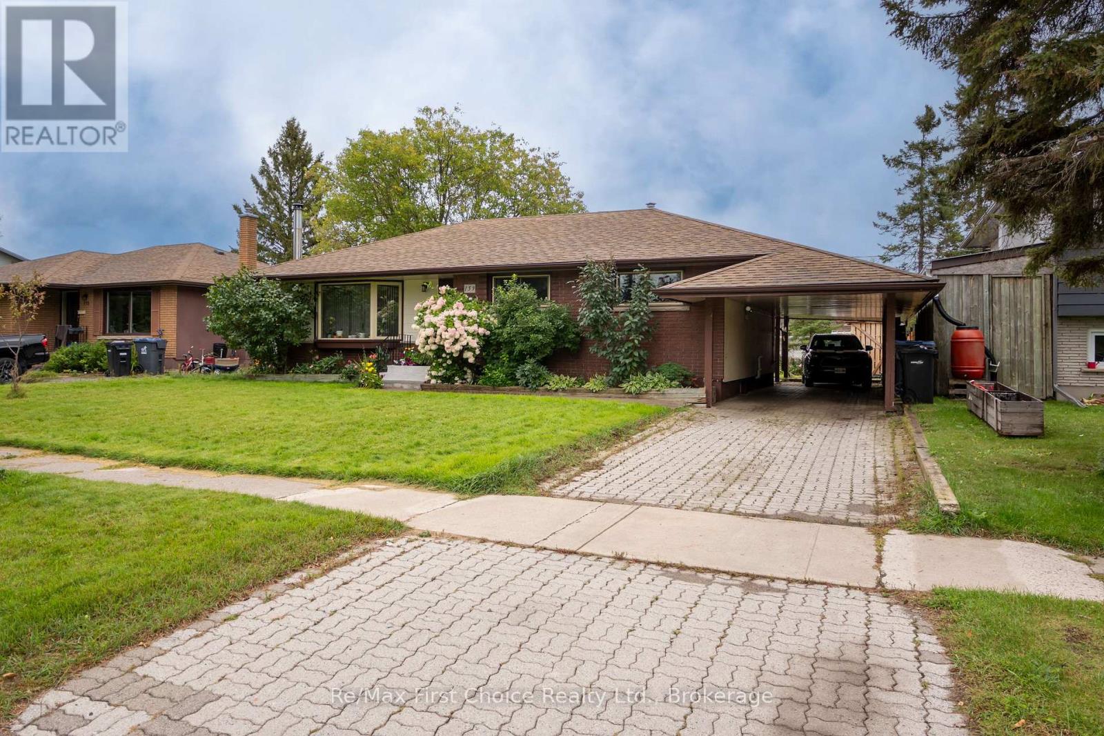 159 HOGARTH STREET, Thunder Bay (Grandview) — photo 2