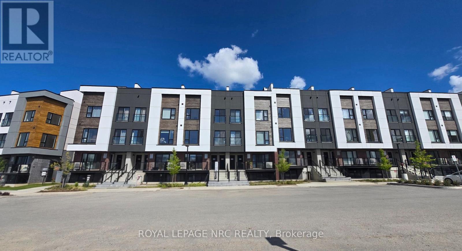 305B - 16 MELBOURNE AVENUE, St. Catharines (E. Chester) — photo 2