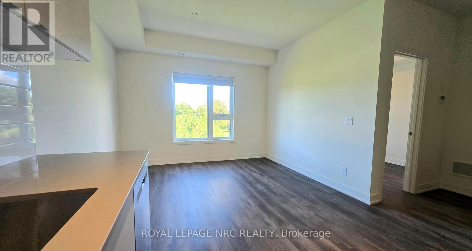 305B - 16 MELBOURNE AVENUE, St. Catharines (E. Chester) — photo 9