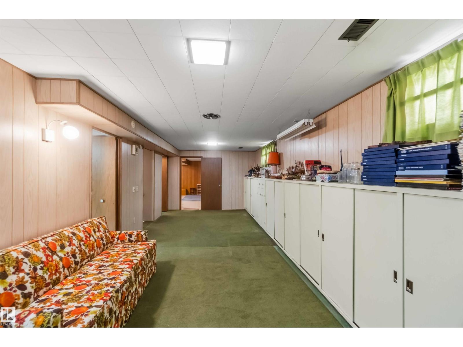 9311 68 ST NW - 16