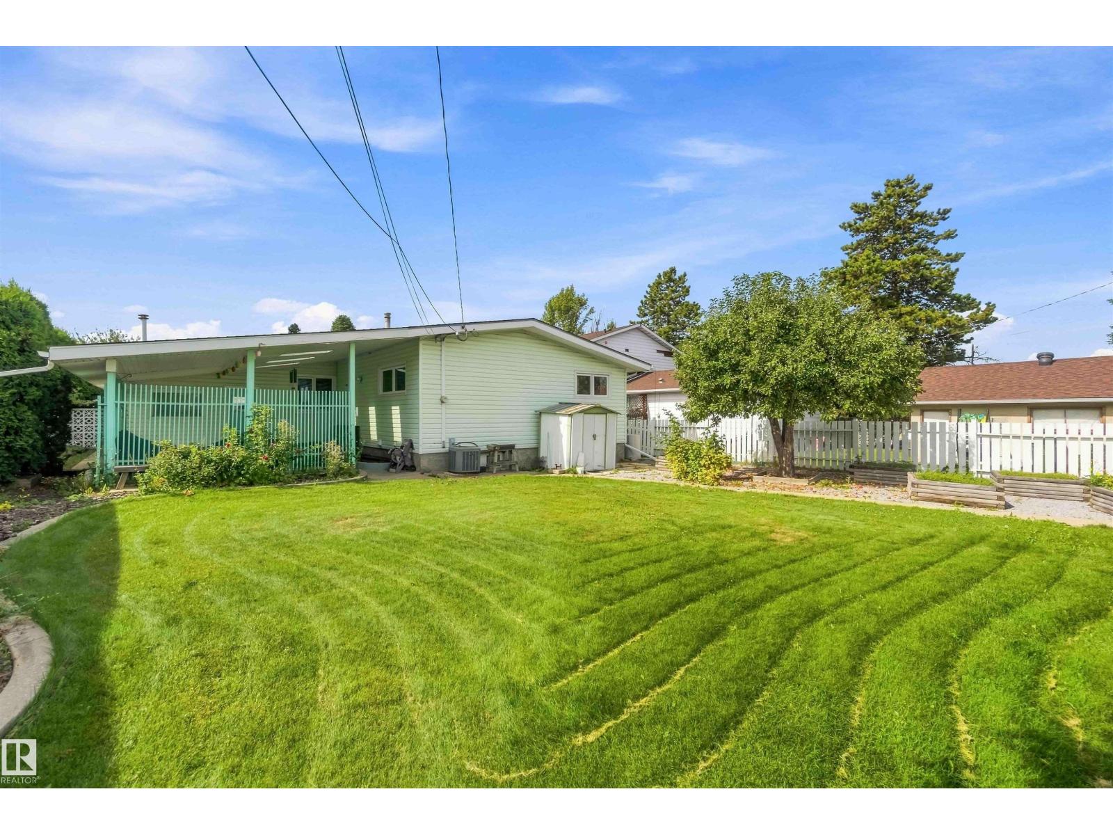 9311 68 ST NW - 24