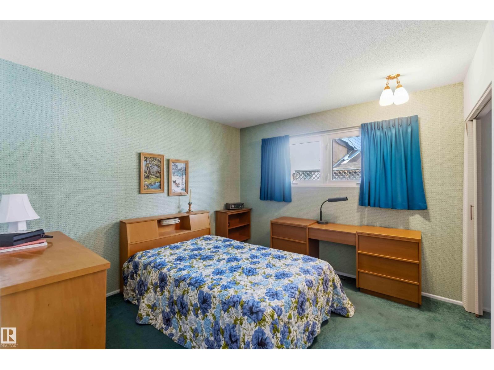 9311 68 ST NW - 12