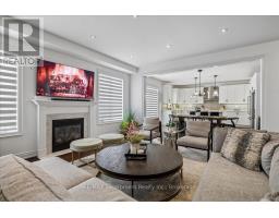 2400 Spring Meadow Way, Oakville, ON L6M0R6 Photo 13