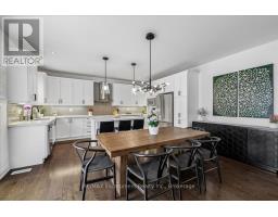 2400 Spring Meadow Way, Oakville, ON L6M0R6 Photo 14