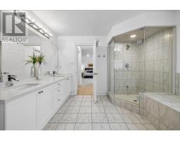 2400 Spring Meadow Way, Oakville, ON L6M0R6 Photo 30