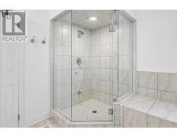 2400 Spring Meadow Way, Oakville, ON L6M0R6 Photo 31