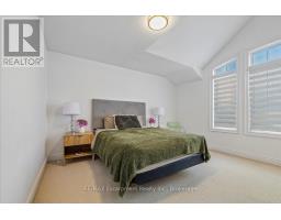 2400 Spring Meadow Way, Oakville, ON L6M0R6 Photo 33