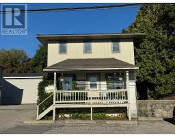 Upper - 465a St Patrick Street W, Centre Wellington, ON N1M1M2 Photo 6