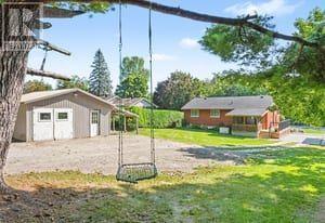 2436 RIDEAU FERRY ROAD - 31