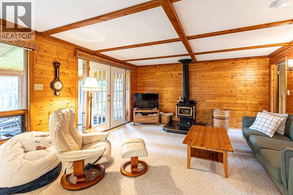 11 Lakeshore Drive, Sundance Beach — photo 8