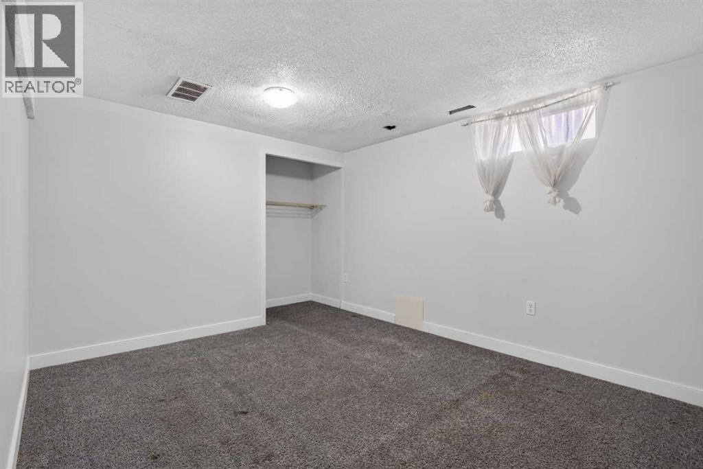112 Abalone Place NE - 32