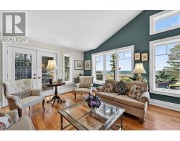 1036 River Road E, Wasaga Beach, ON L9Z2P7 Photo 16