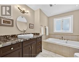 1036 River Road E, Wasaga Beach, ON L9Z2P7 Photo 31