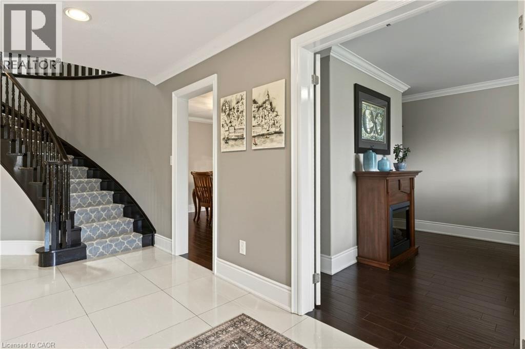 12 ARIES Court - Image 4