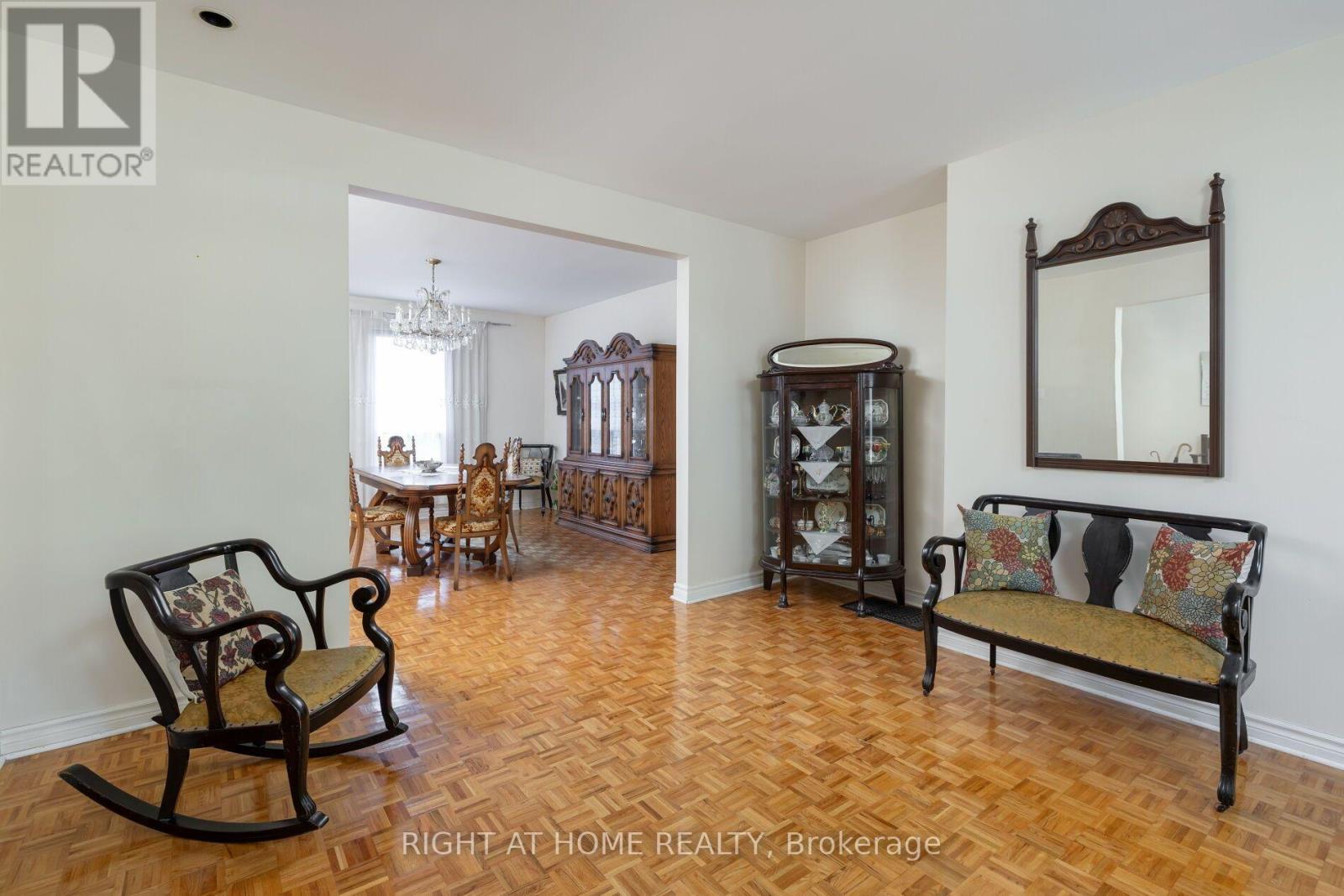 239 SEATON STREET - 12