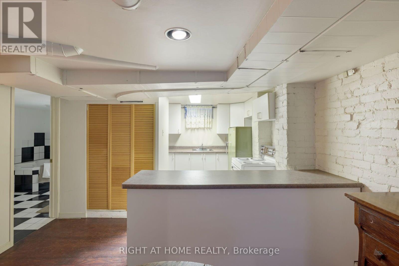 239 SEATON STREET - Image 42