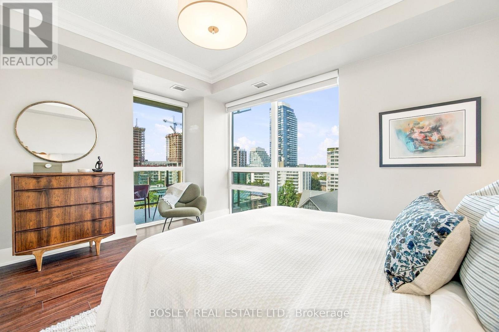 #802 25 BROADWAY AVENUE - Image 14