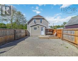 57 St Phillips Street, Bridgewater, NS B4V1W4 Photo 13