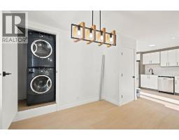 Living room - 19 Mardale Crescent Ne, Calgary, AB T2A3V4 Photo 7