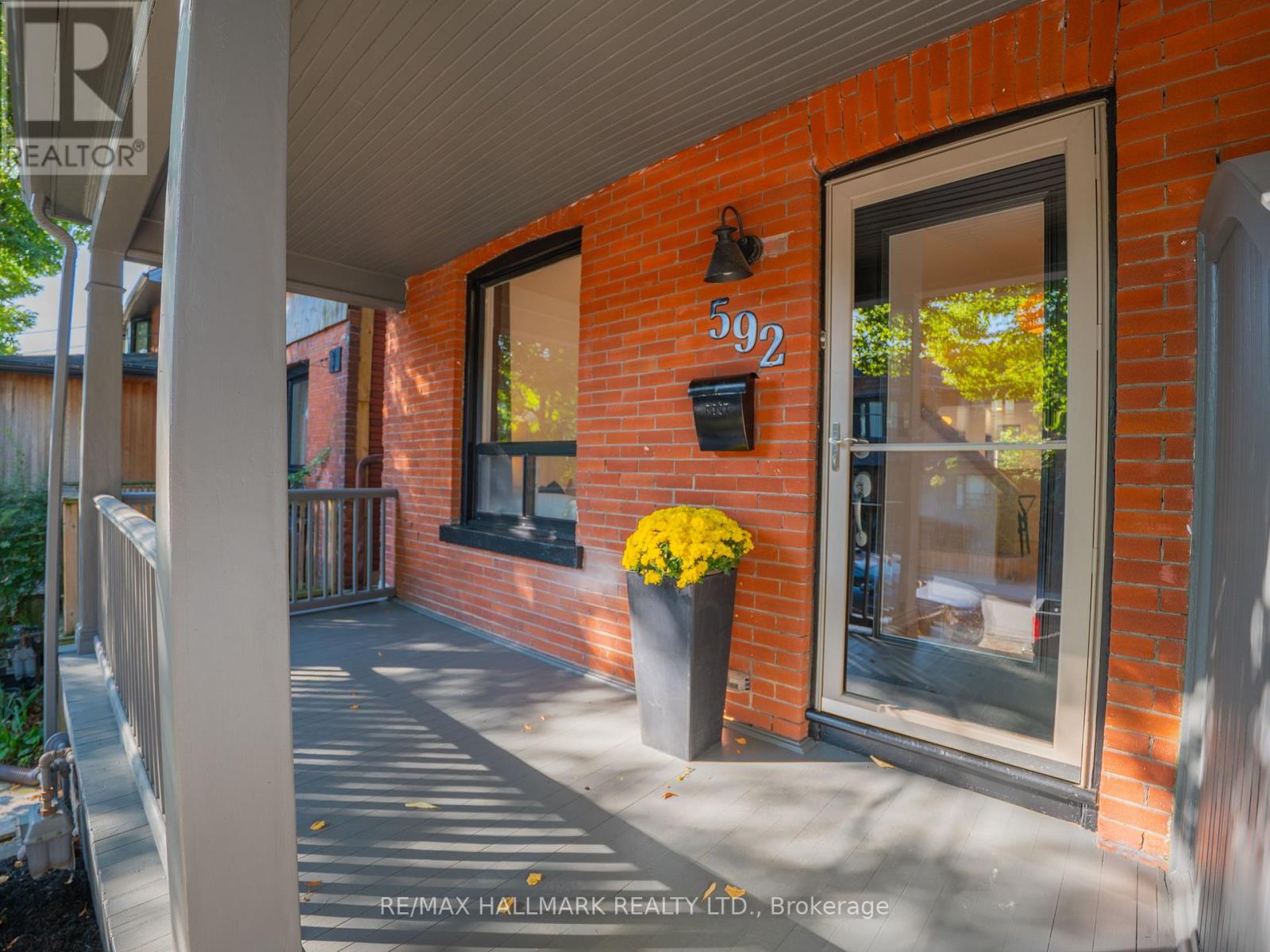592 LOGAN AVENUE, Toronto (North Riverdale) — photo 3