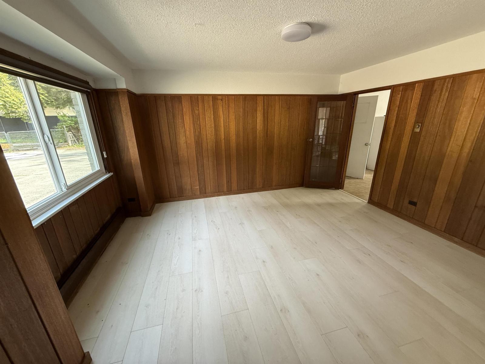 12137 NEW MCLELLAN ROAD, Surrey — photo 4