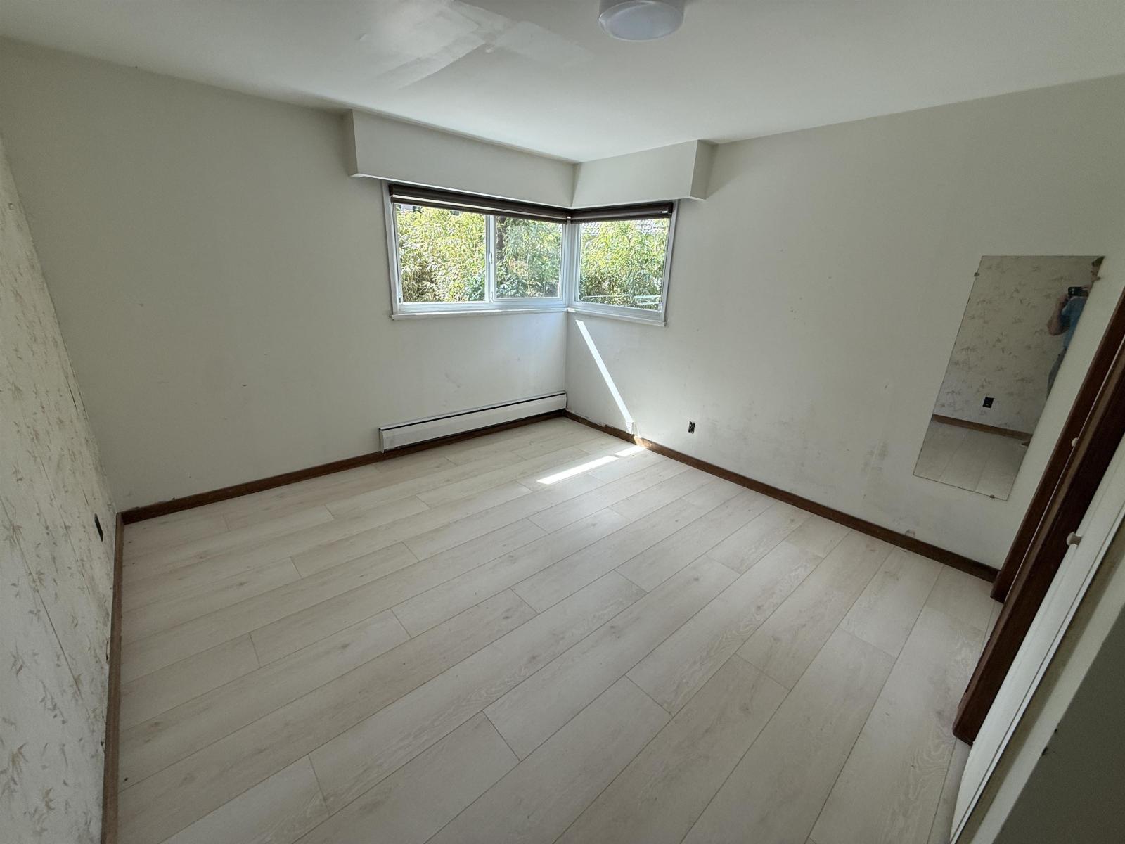 12137 NEW MCLELLAN ROAD, Surrey — photo 8