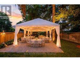 101 Northdale Boulevard, Toronto, ON M4B1X1 Photo 43